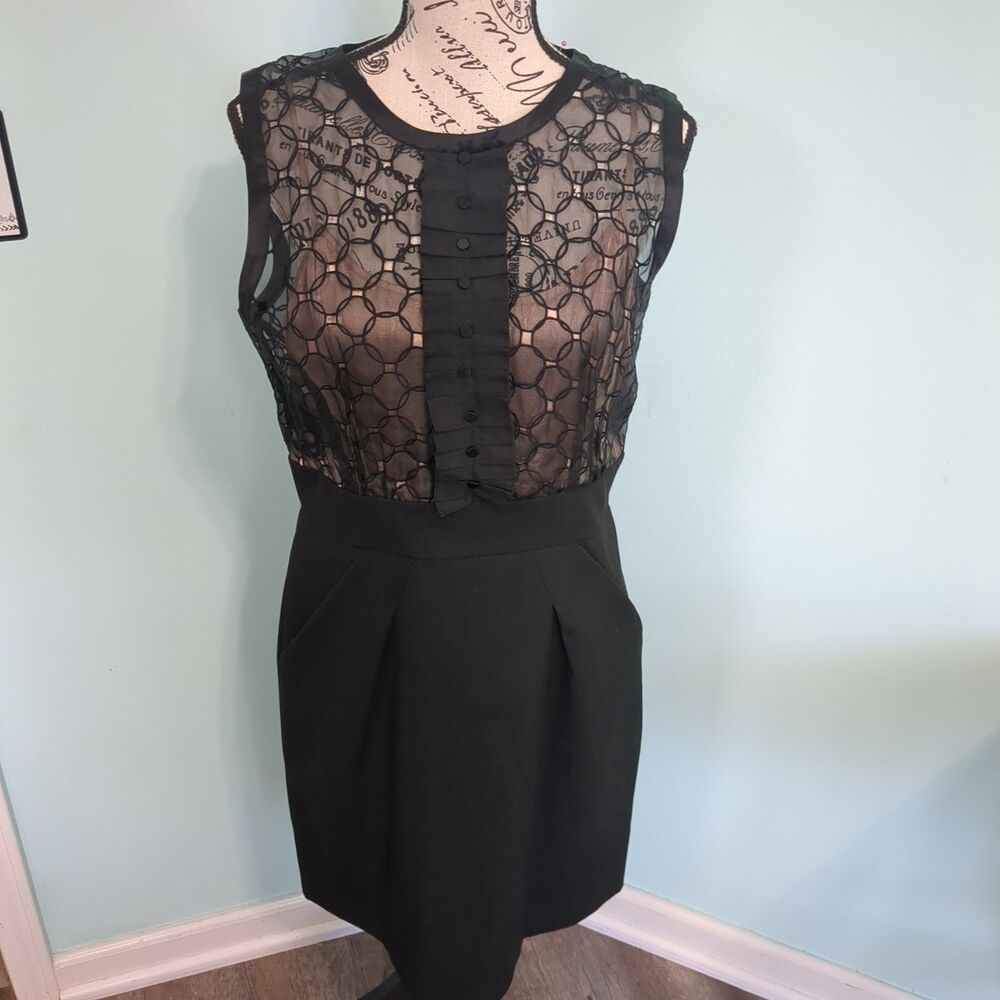 BCBG MAX AZRIA Black Beige Silk Pleated Sleeveless Sheer Formal Party Dress 10
